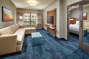 LED TV, ping pong, pay films, MP3 dock - Homewood Suites by Hilton San Diego Hotel Circle/SeaWorld Area (San Diego)