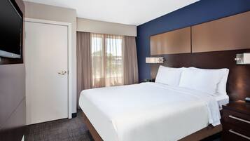 1 bedroom, premium bedding, down comforters, pillowtop beds