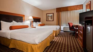 Hypo-allergenic bedding, in-room safe, desk, laptop workspace