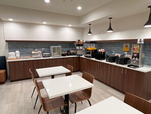 Free daily continental breakfast