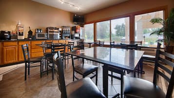 Free daily full breakfast