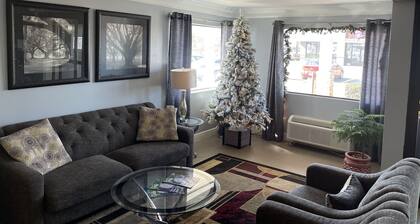 Days Inn by Wyndham Gonzales