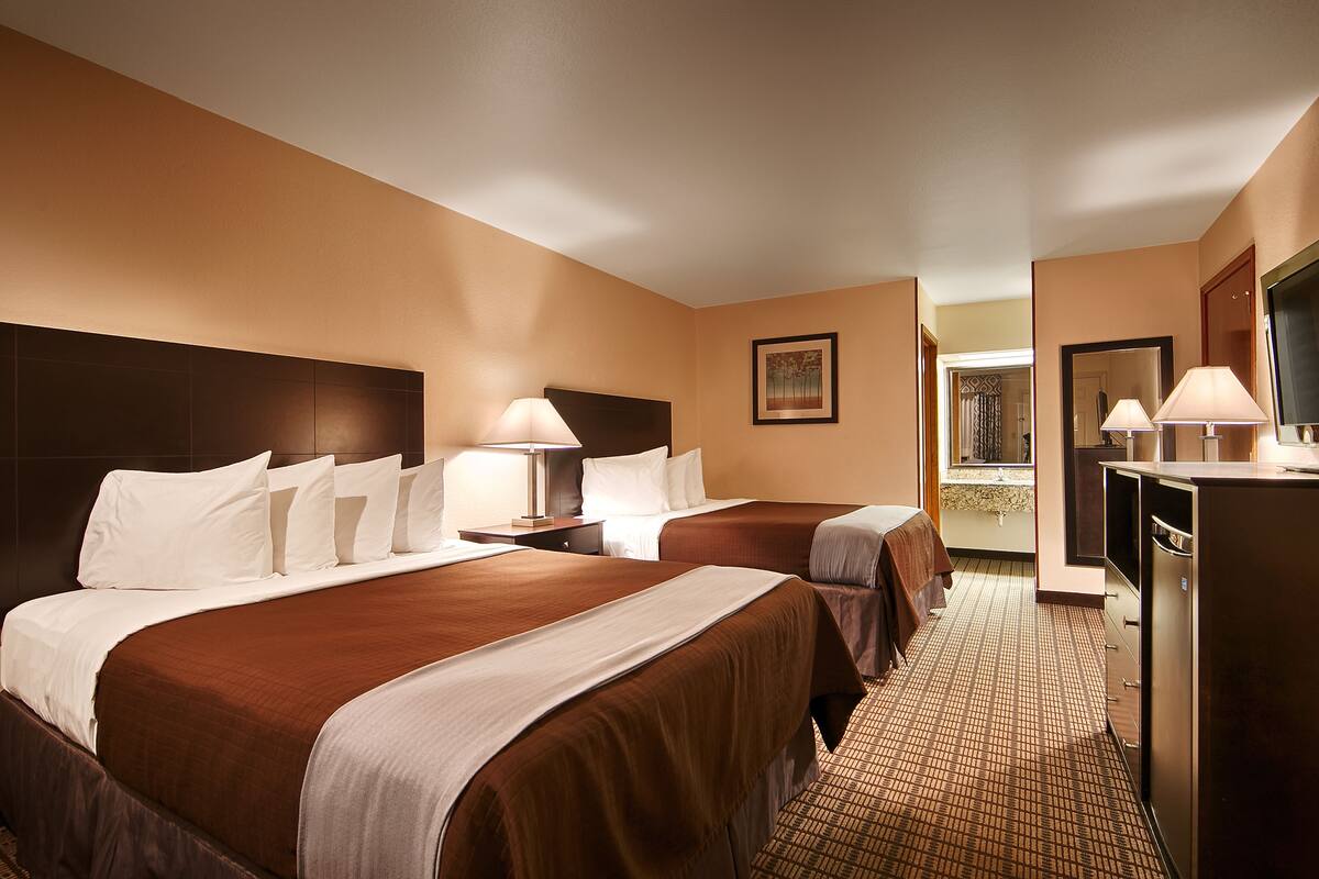 desk, laptop workspace, blackout curtains, soundproofing