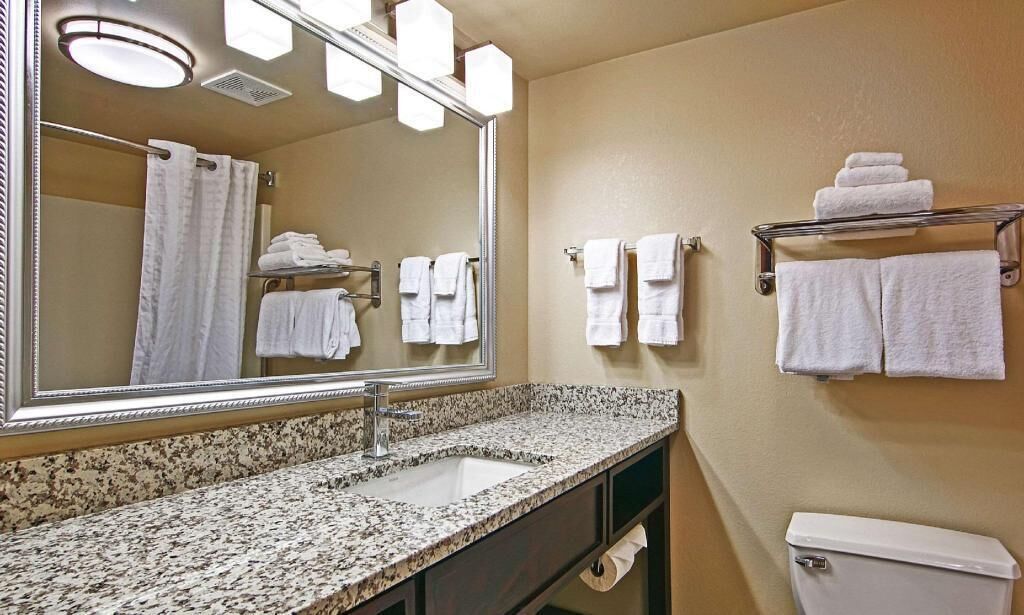 Bathroom | Free toiletries, hair dryer, towels, soap