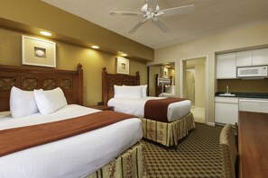 Villa (Villa) | Blackout drapes, iron/ironing board, free cribs/infant beds, WiFi