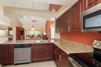 Deluxe Villa, 2 Bedrooms (Loft) | Private kitchen | Fridge, microwave, coffee/tea maker at Westgate Vacation Villas Resort