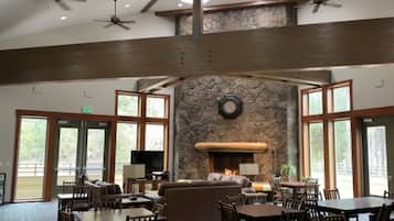 Banquet hall