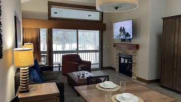 Two Bedroom | Wohnbereich