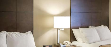 Standard Room, 2 Queen Beds, Non Smoking