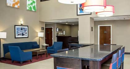 Comfort Inn & Suites Fuquay Varina