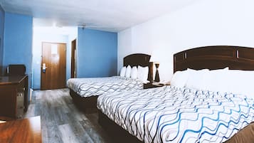 Premium bedding, in-room safe, desk, laptop workspace