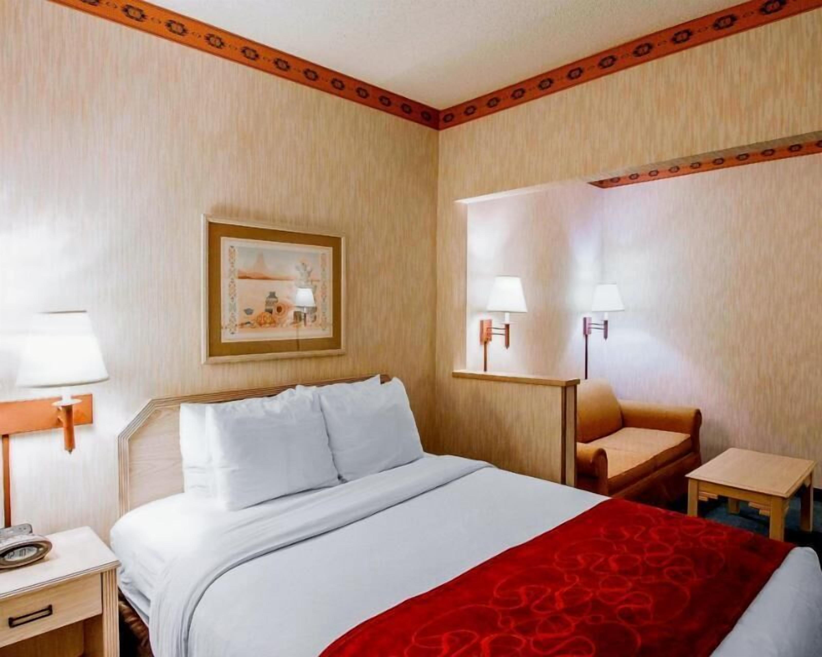 Premium bedding, pillow-top beds, in-room safe, desk