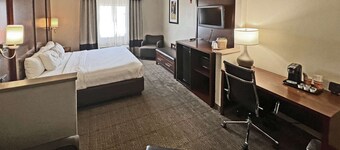 Comfort Suites Peoria Sports Complex
