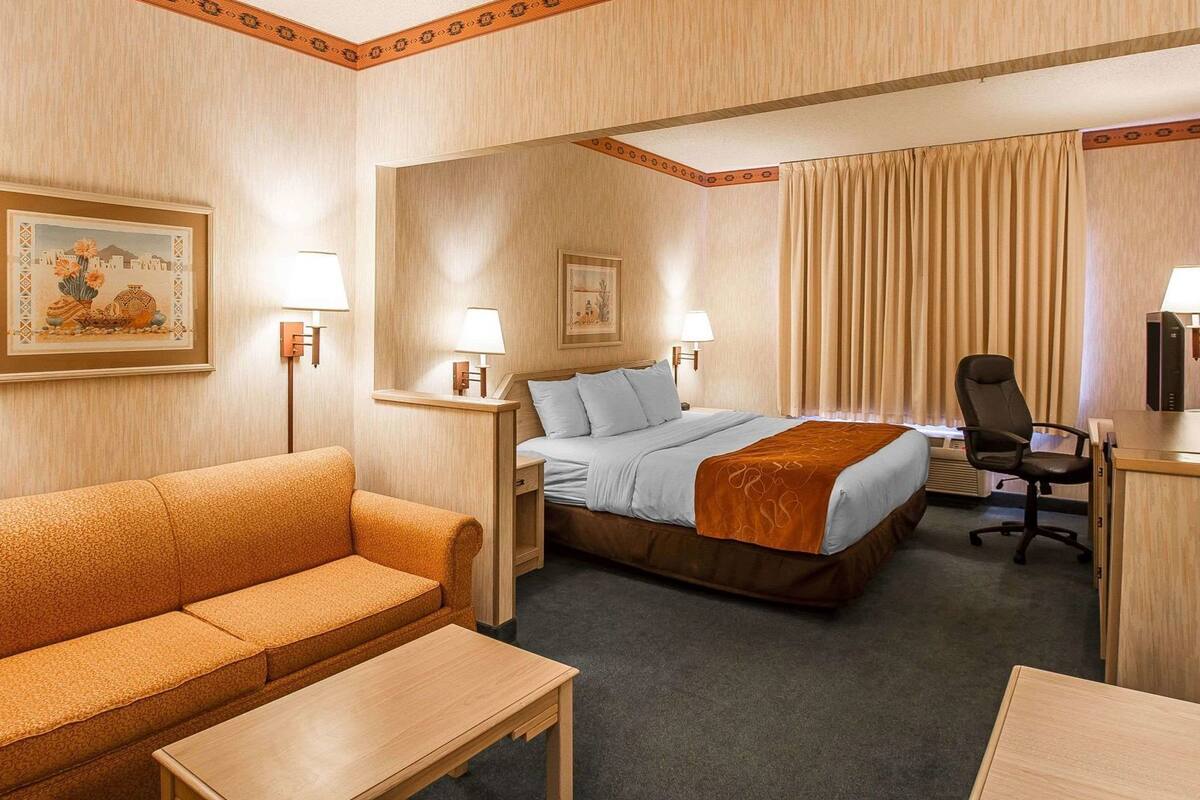 Premium bedding, pillow-top beds, in-room safe, desk