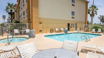 Outdoor pool, pool loungers