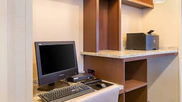 Trung tâm hành chính, văn phòng