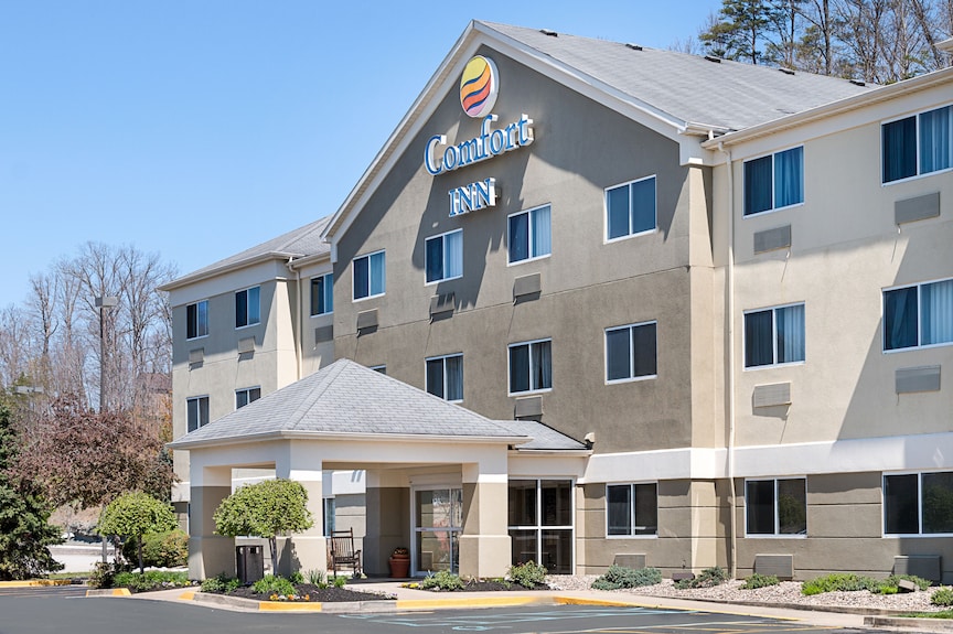 Comfort Inn Barboursville near Huntington Mall area, Barboursville