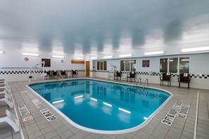 Indoor pool - Comfort Inn Barboursville near Huntington Mall area (Barboursville)