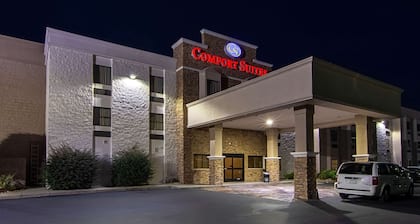 Comfort Suites Knoxville Airport
