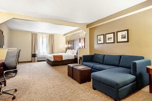 Suite, Multiple Beds, Non Smoking | Desk, soundproofing, iron/ironing board, free cots/infant beds - Comfort Suites Knoxville Airport (Alcoa)