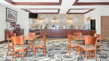 Tägliches inbegriffenes großes Frühstück