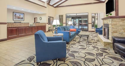 Ramada by Wyndham Denver International Airport