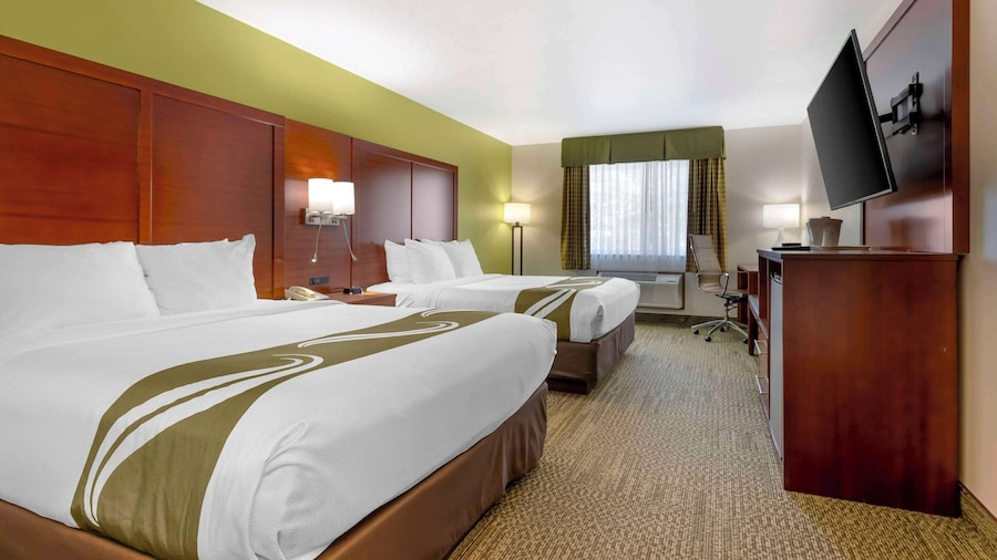 Quality Inn & Suites Stoughton - Madison South