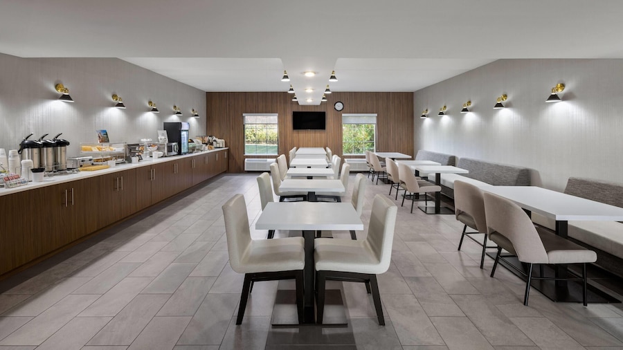 Wingate by Wyndham Grove City