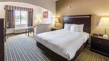 Suite, 1 Queen Bed with Sofa bed, Non Smoking | Premium bedding, pillowtop beds, desk, laptop workspace
