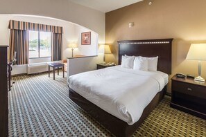 Suite, 1 Queen Bed with Sofa bed, Non Smoking
