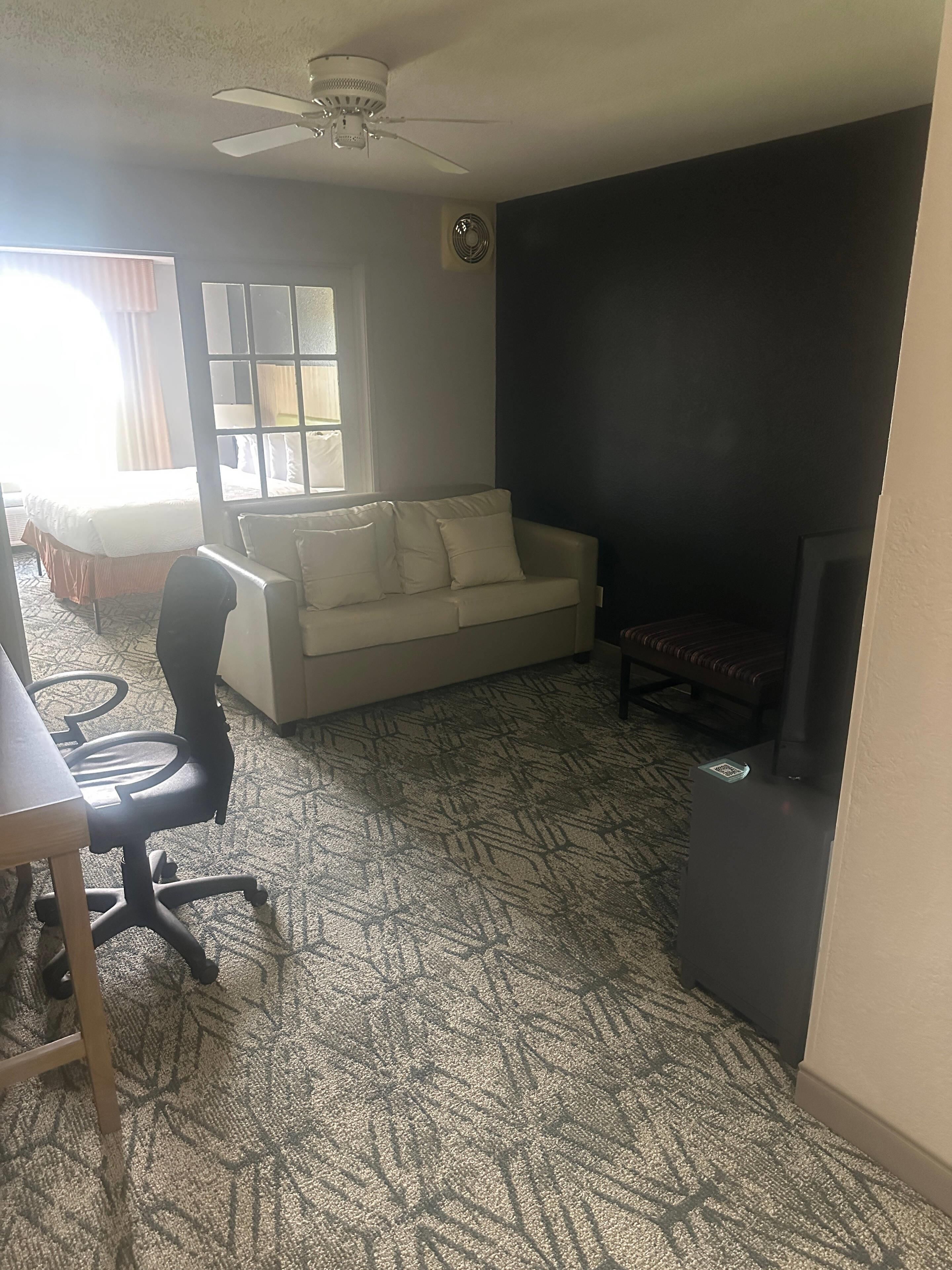 Suite, 1 Bedroom, Non Smoking | Hypo-allergenic bedding, desk, blackout drapes, iron/ironing board
