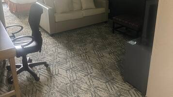 Suite, 1 Bedroom, Non Smoking | Hypo-allergenic bedding, desk, blackout drapes, iron/ironing board