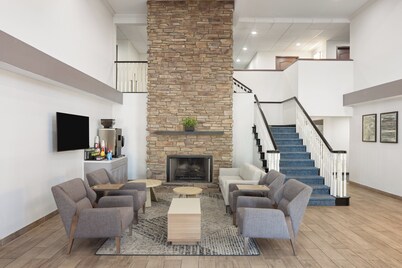 Garner Hotel Phoenix Northwest – Surprise by IHG