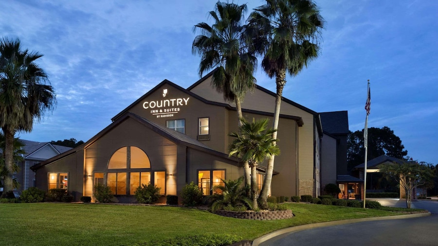 Country Inn & Suites by Radisson, Kingsland, GA
