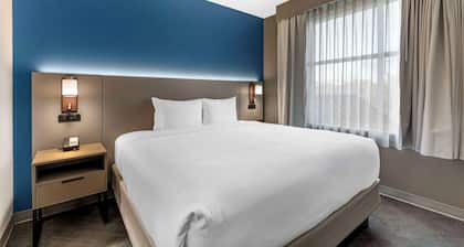 Comfort Inn & Suites Cuyahoga Falls - Akron