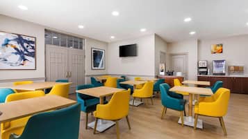 Free daily on-the-go breakfast