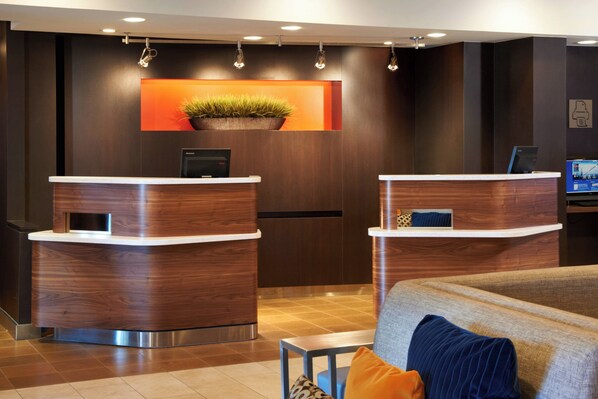 Reception - Courtyard by Marriott Toledo Maumee/Arrowhead (Maumee)