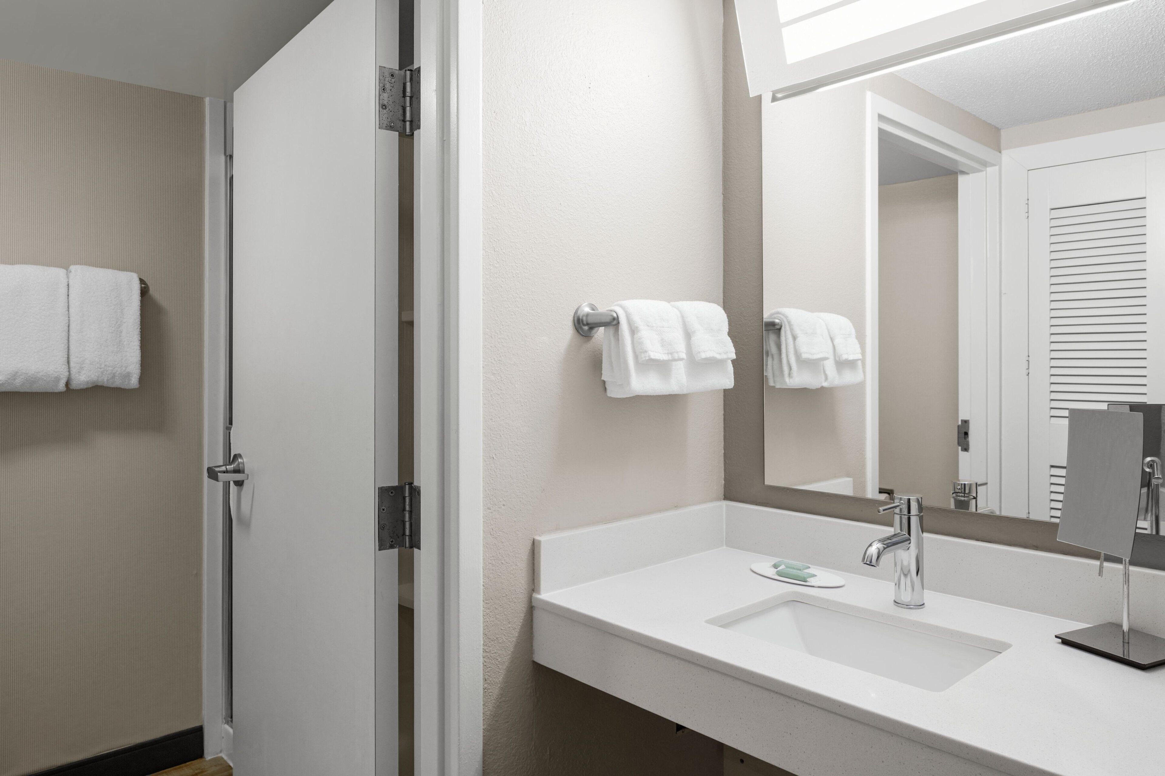 Photo - Courtyard by Marriott Newport News Yorktown