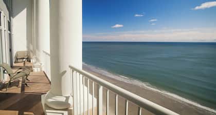 Club Wyndham SeaWatch Resort