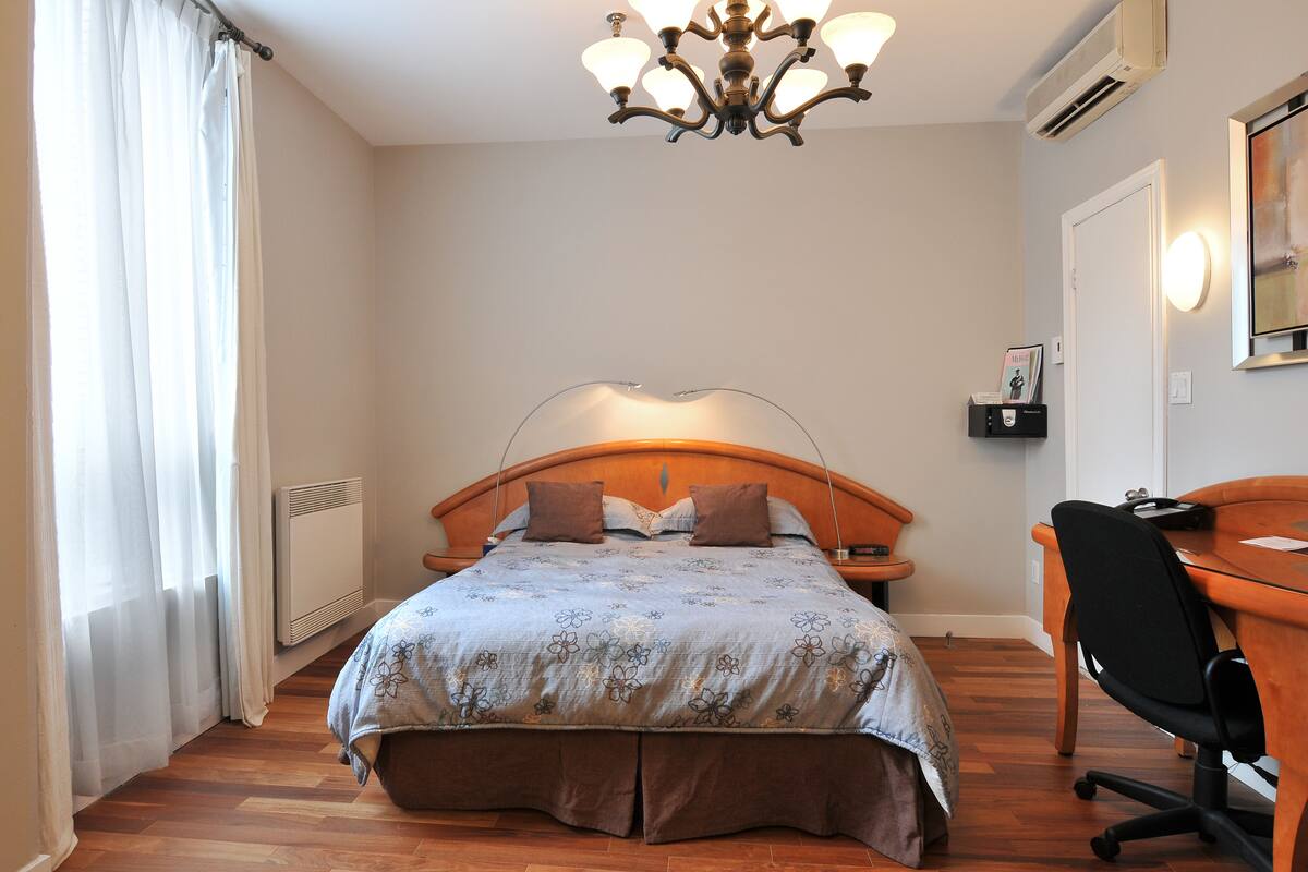 Executive Room, 1 Queen Bed
