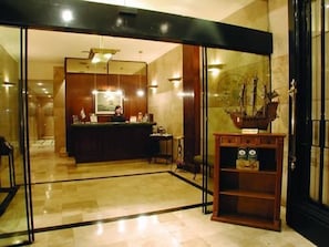 Reception - Mayflower Suites (Buenos Aires)