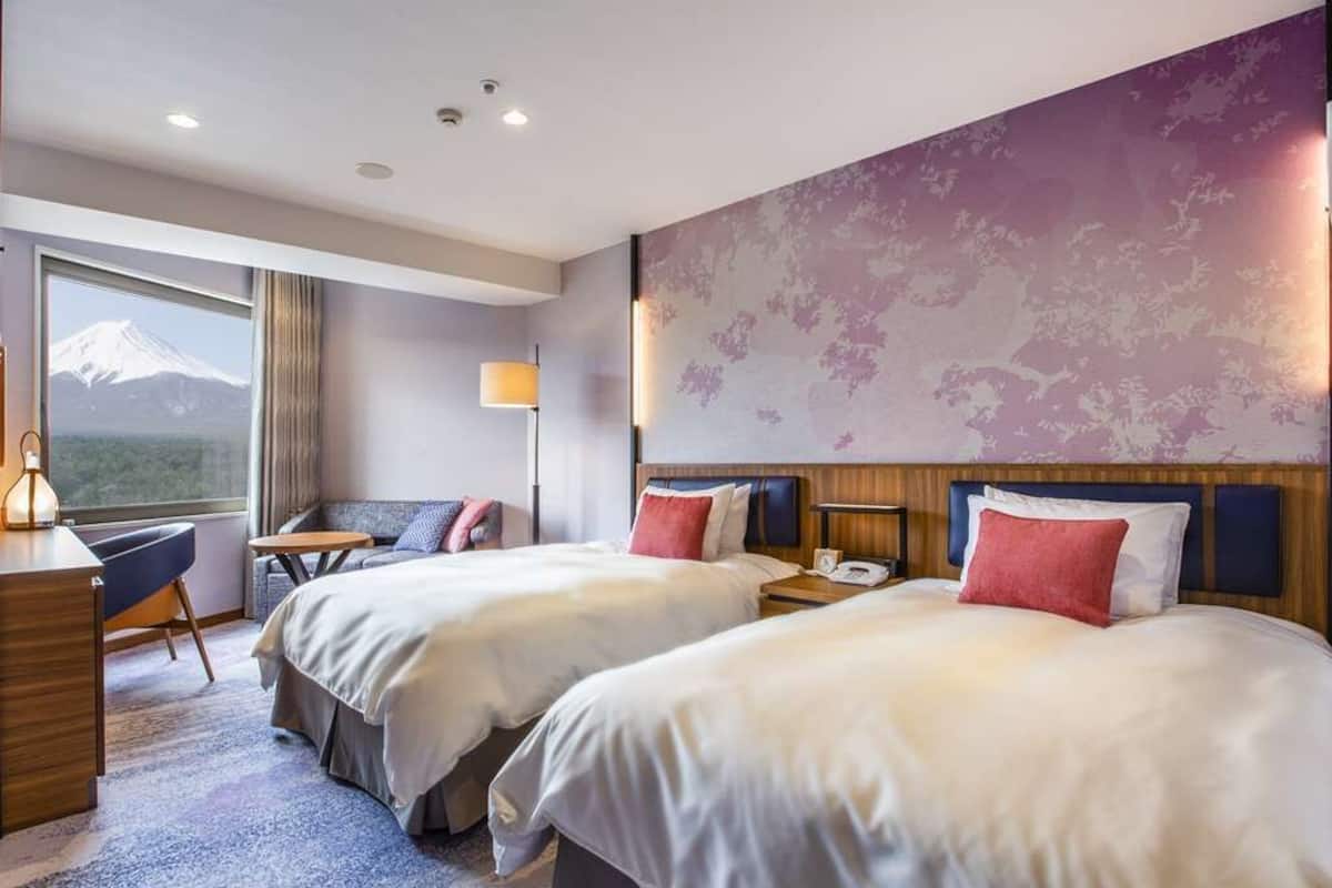 https://www.hotels.com/ho476920/highland-resort-hotel-spa-fujiyoshida-japan/