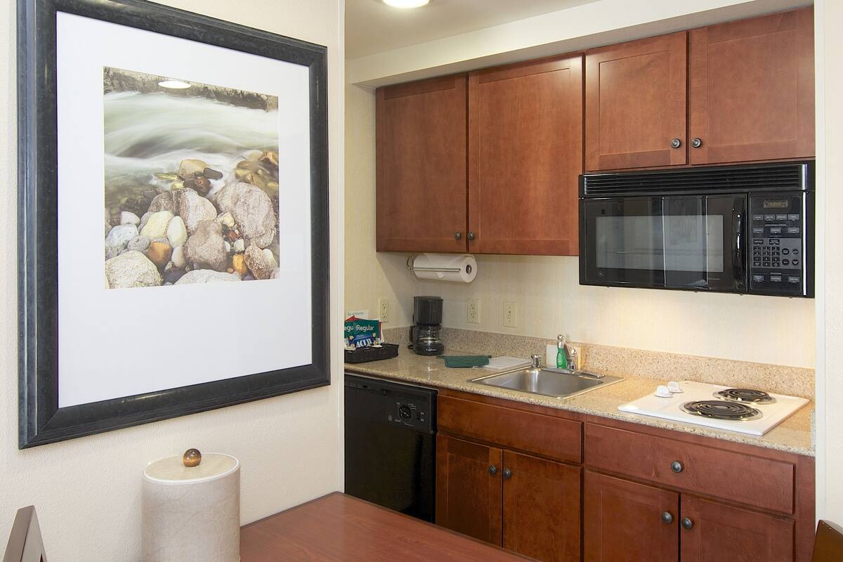 suite, 2 queen beds, accessible, non smoking (mobility & hearing, roll-in shower) | private kitchenette | fridge, microwave, stovetop, dishwasher