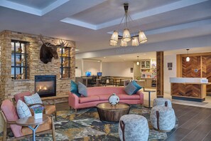 Reception - Homewood Suites by Hilton Anchorage (Anchorage)