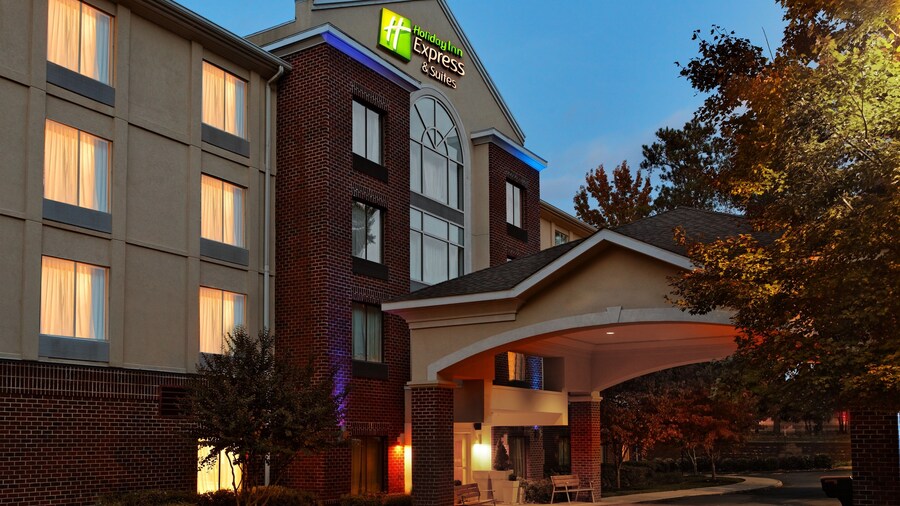 Holiday Inn Express Hotel & Suites Richmond-Brandermill by IHG