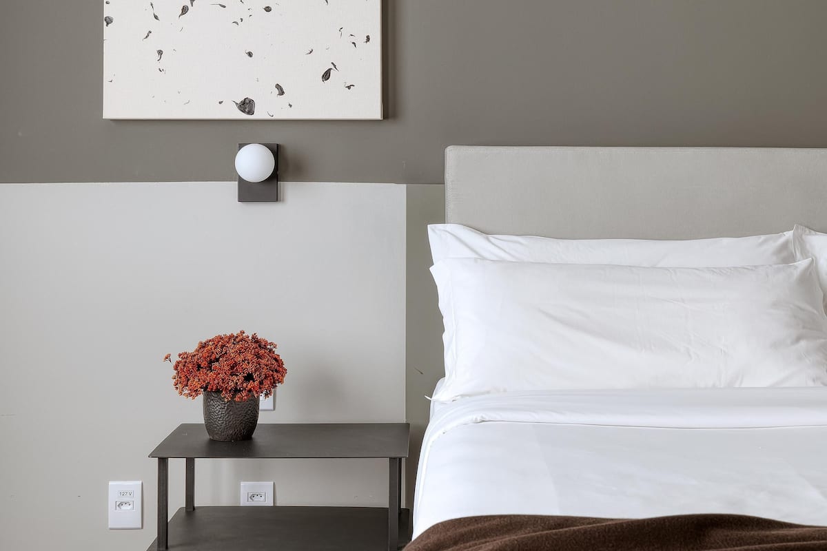 Premium bedding, minibar, in-room safe, soundproofing