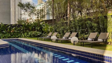 Outdoor pool, sun loungers