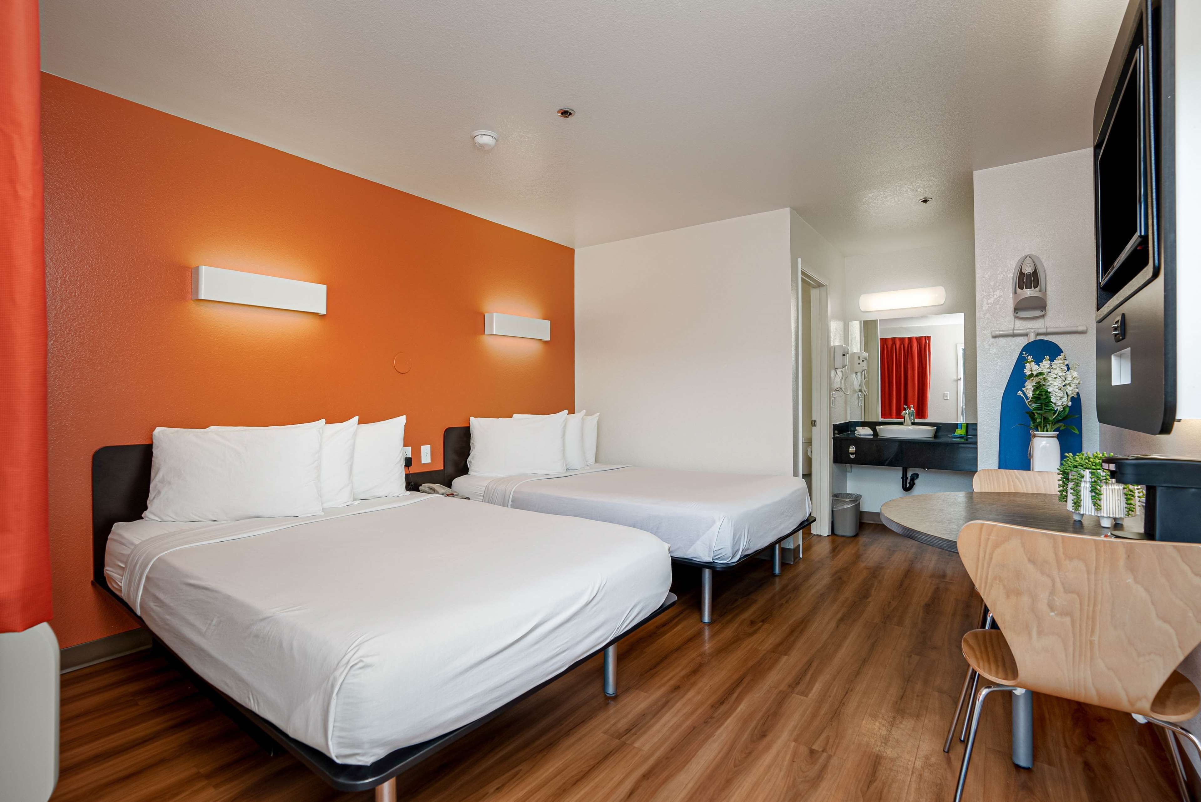 Foto - Motel 6-Temecula, CA - Historic Old Town