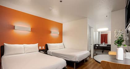 Motel 6 Temecula, CA - Historic Old Town