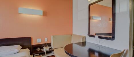 Wi-Fi gratuit, draps fournis